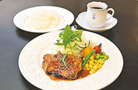 サイフォンコーヒー NARU CAFE（ナル　カフェ）