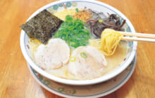 画像：【413号】麺’s すぱいす – 女性店主が営む玉名ラーメンの人気店 雲龍軒（うんりゅうけん）