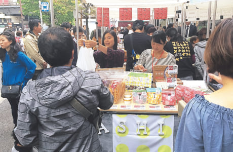 熊本地震から2年目に東京有楽町で 開催された「復興マルシェ」に参加