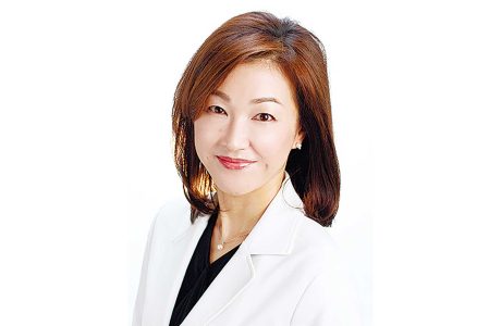 Y’s SKINCARE CLINIC 院長 山尾 依子氏
