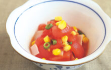 画像：清涼感漂う夏メニュー ショウガ風味のトマトサラダ【おうちでCOOK】