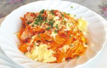 画像：【544号】麺’s すぱいす – 自家製パンが並ぶコーナーも併設 立田山 ゴンジーノ