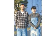 画像：【553号】すてきびと – ホステル＆カフェバー 「HIKE」オーナー 佐藤 充さん・陽子さん