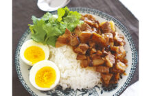 画像：魯肉飯（るーろーはん）風 しいたけ肉そぼろご飯