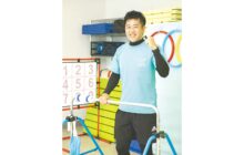 画像：【597号】すてきびと – 体育の家庭教師「ジャンプアップ」代表　勝俣 敬史さん