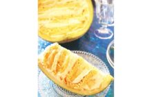 画像：まるごとメロンケーキ【おうちでCOOK】