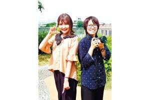 YouTubeチャンネル「くまLOCCA」運営 志水 亜妃さん（右） 御手洗 桜さん（左）