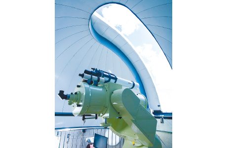 口径40cmのカセグレン式天体望遠鏡