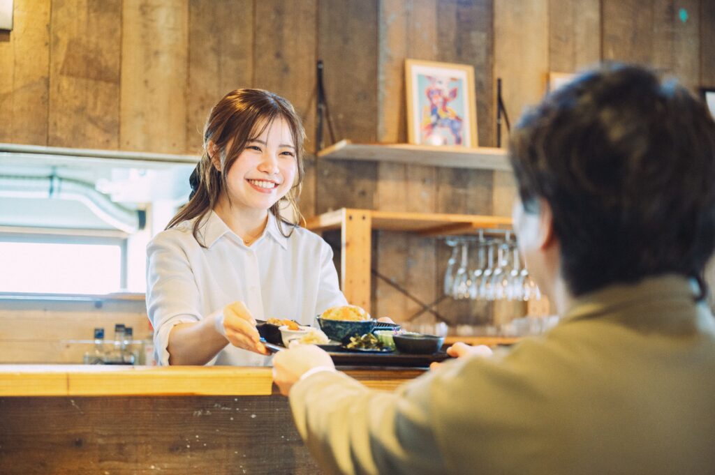 店長の本田明日生さん。「朝から心地いい時間を過ごしてほしいと思い朝ごはん専門店を開きました」