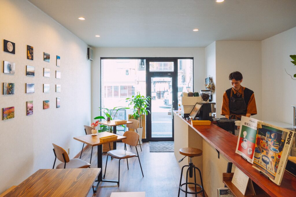 ハネギ店内