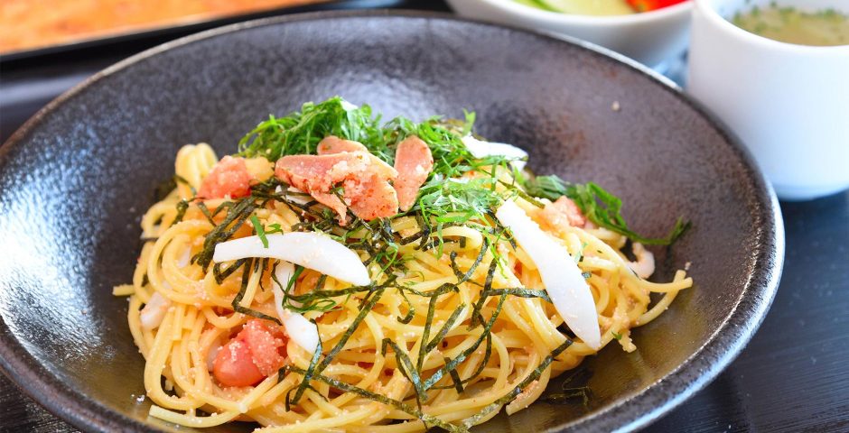 CAFE＆MUSIC GENTOS（ゲントス） 甲イカと明太子 1400円（サラダ、スープ付き）