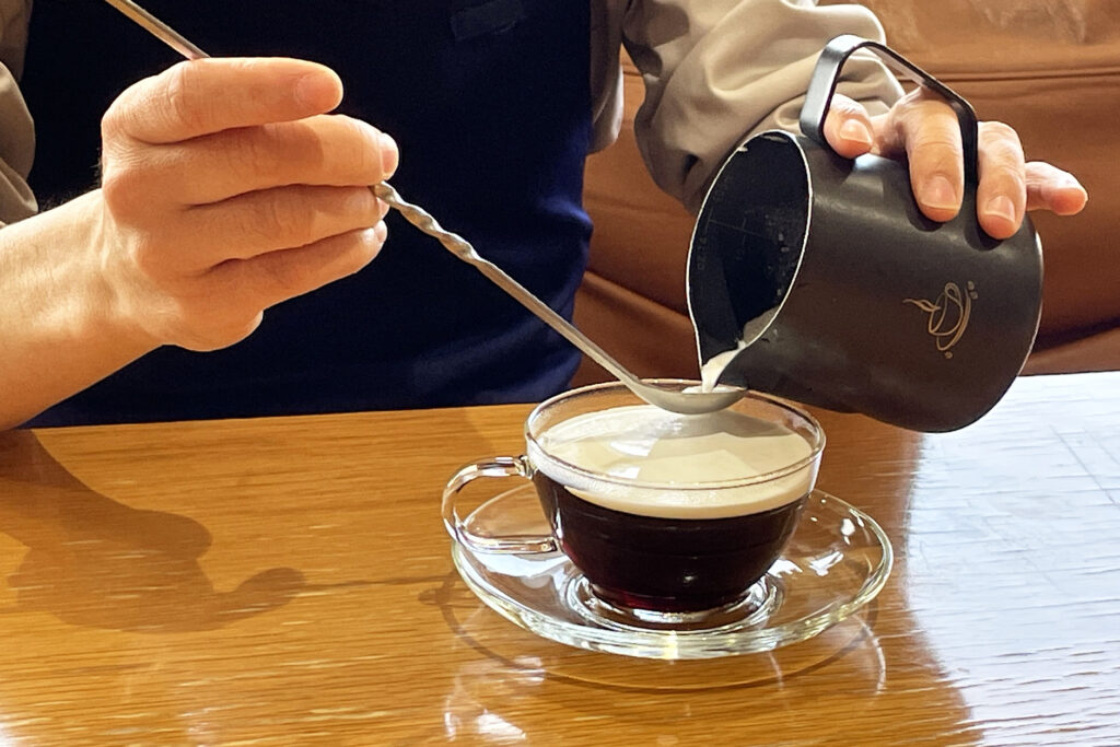 「喫茶カド」のウインナーコーヒー