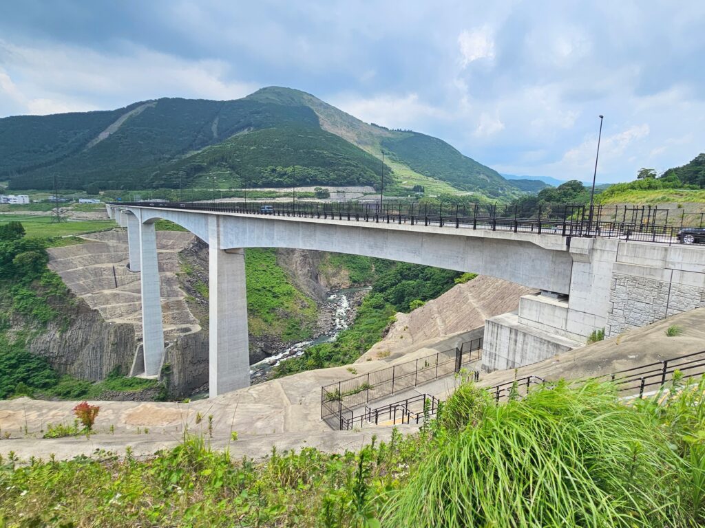 新阿蘇大橋