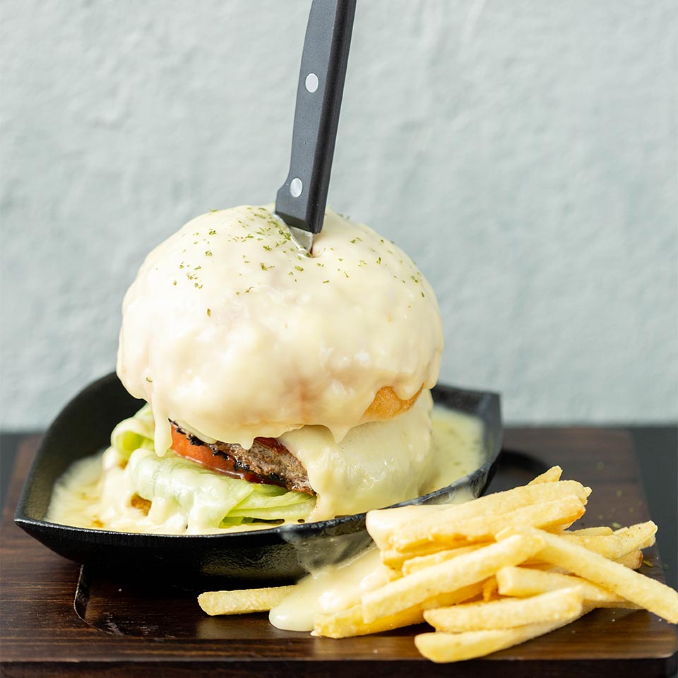 ギャングバーガー1480円（ポテト・ドリンク付き）※店内飲食のみ