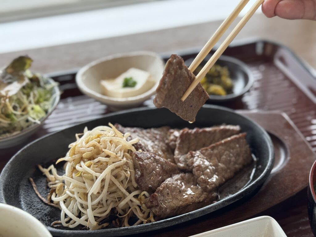 焼肉定食のお肉の様子