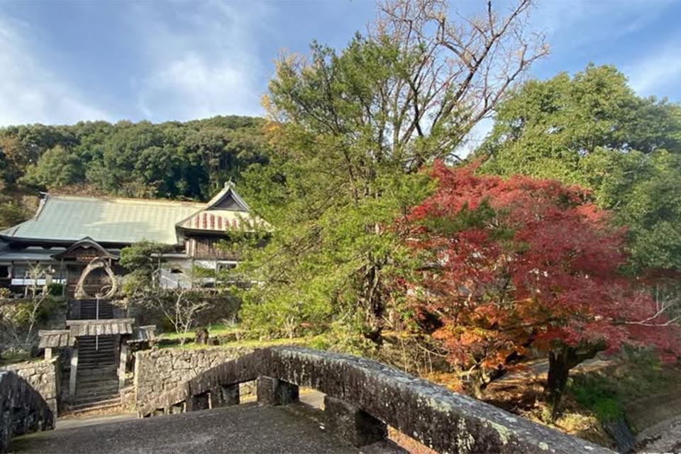 鳳儀山 石水寺（ほうぎざん せきすいじ）