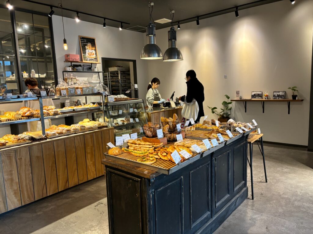 ROJI BAKERY　店内