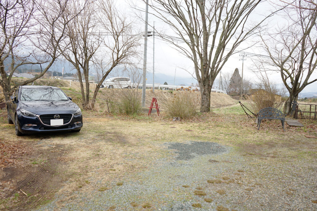 「aiju」の駐車場