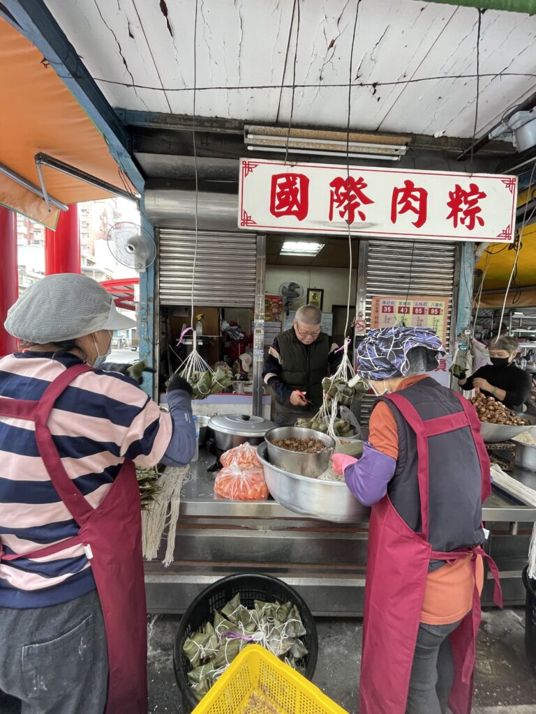 台湾南部のちまき店