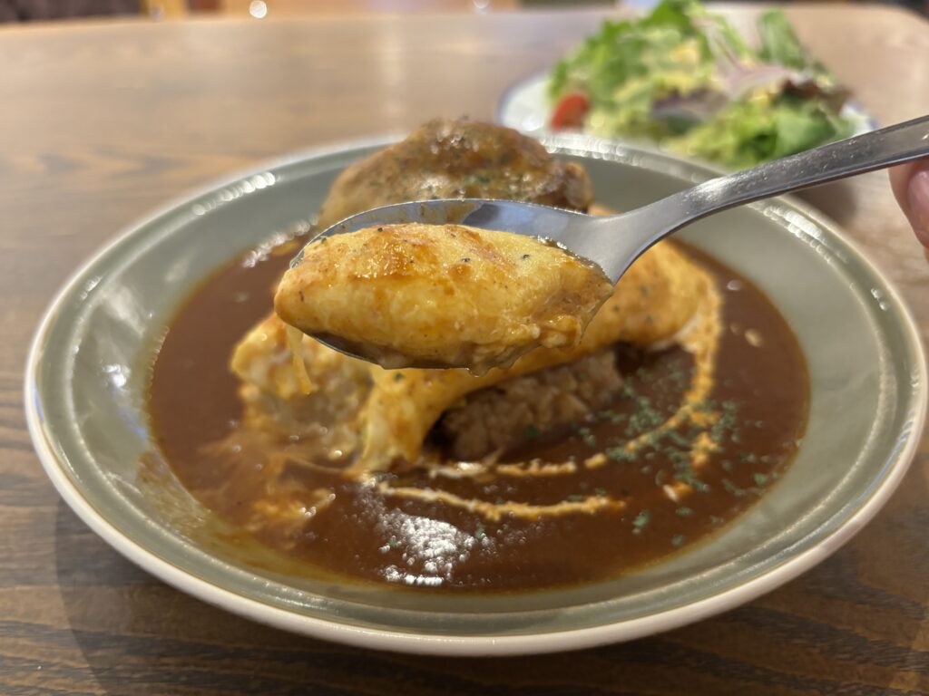 Manly 「ダブルチーズのハンバーグオムライス」