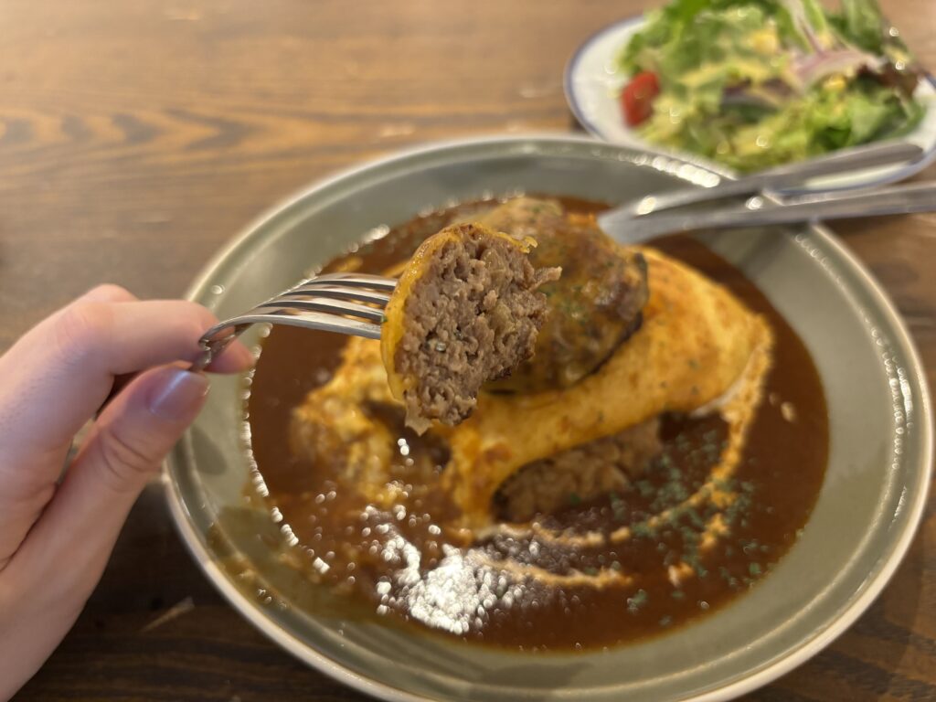 Manly 「ダブルチーズのハンバーグオムライス」