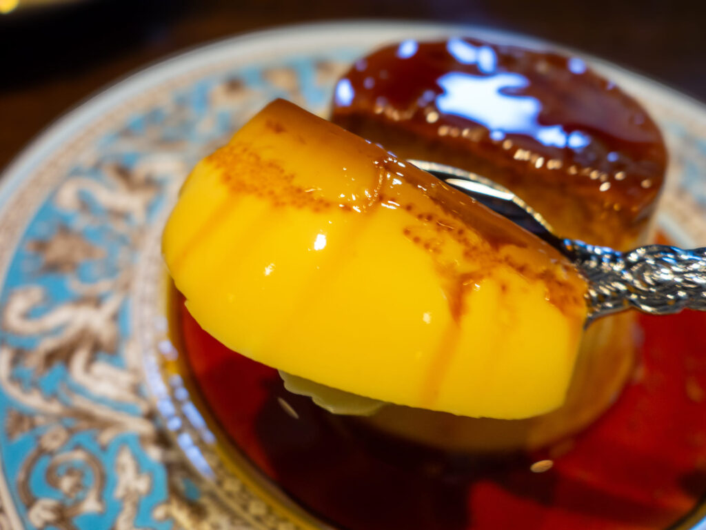エラリー珈琲店のクラシックプリン