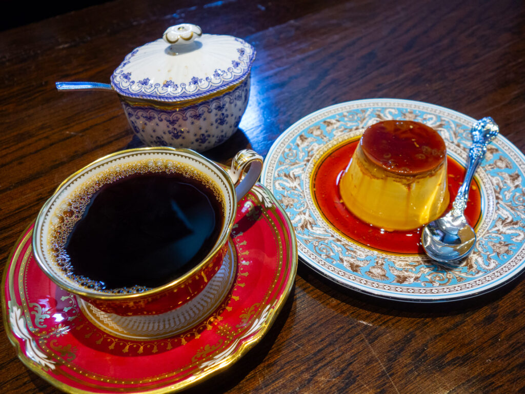 エラリー珈琲店のコーヒーとクラシックプリン