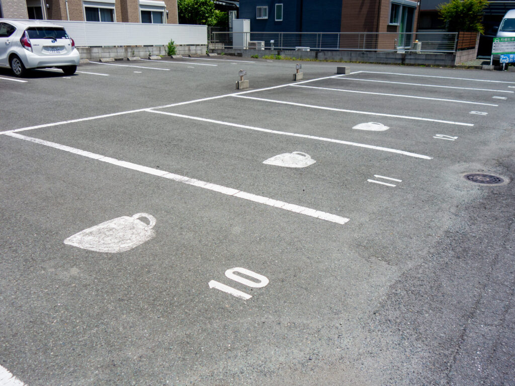 エラリー珈琲店の駐車場