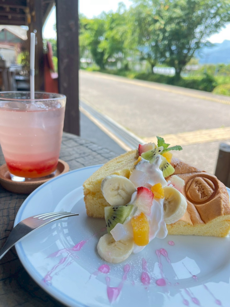 「久永屋」資本ケーキドリンクセット