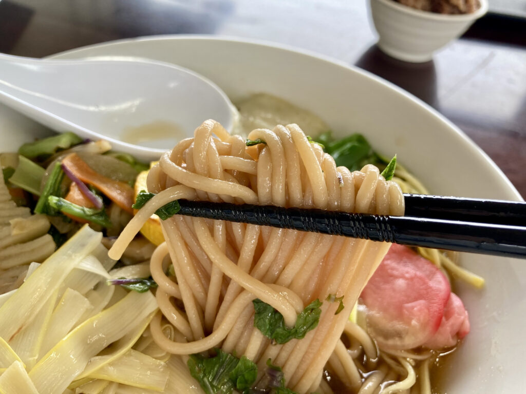 「頂氣麺専門店 稲作」の麺