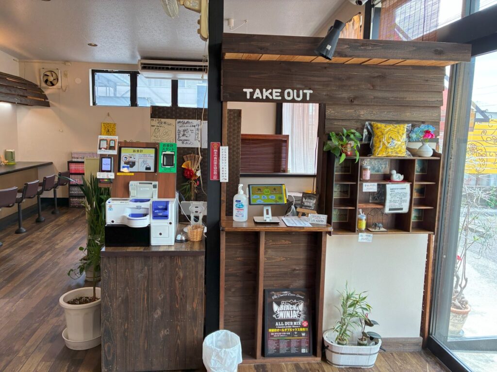 テイクアウト用の窓口