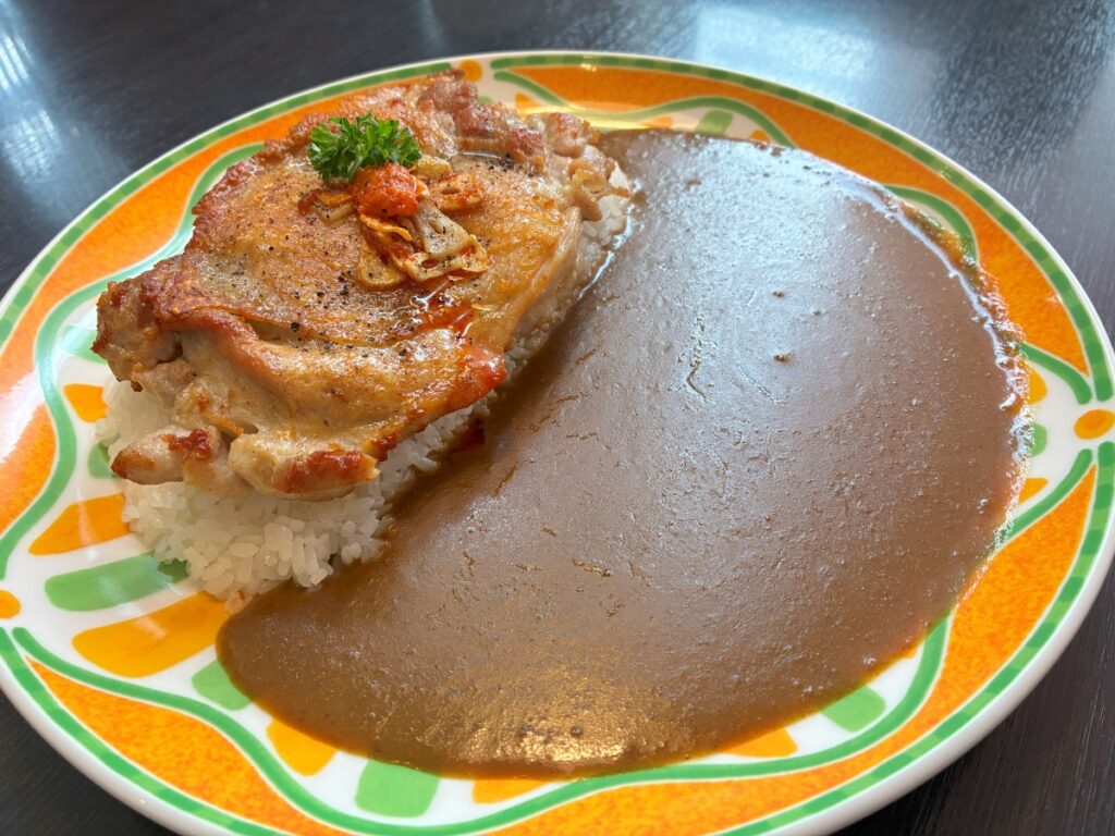 カレーハウス印度亭のチキンステーキカレー