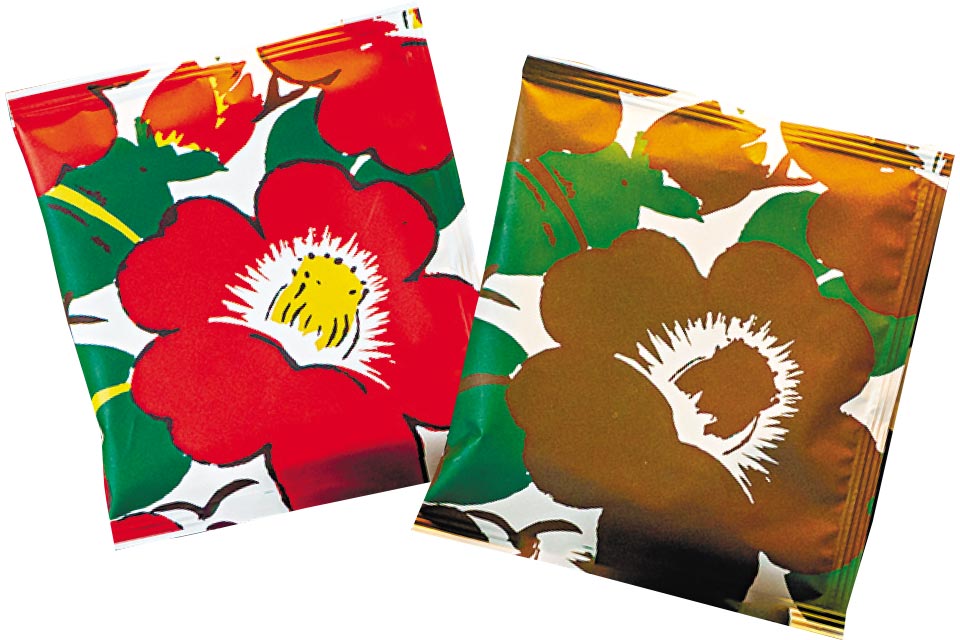 花手箱の柄が描かれたドリップパック各200円