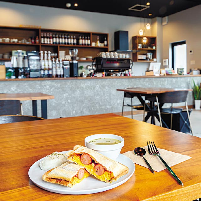 Awesome Cafe オーサムカフェ