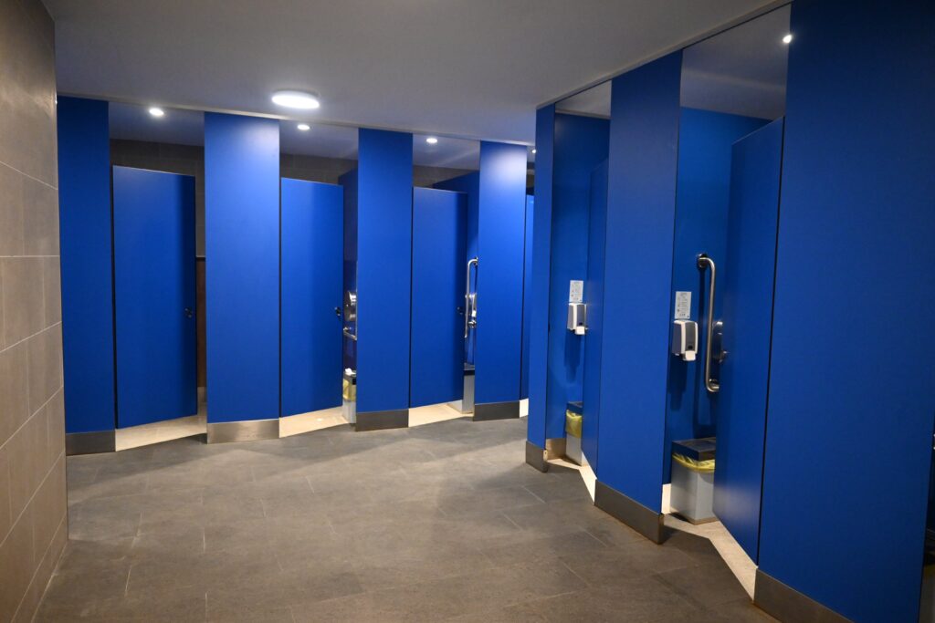 トイレも広くてきれいでした（ＮＮＡ撮影）