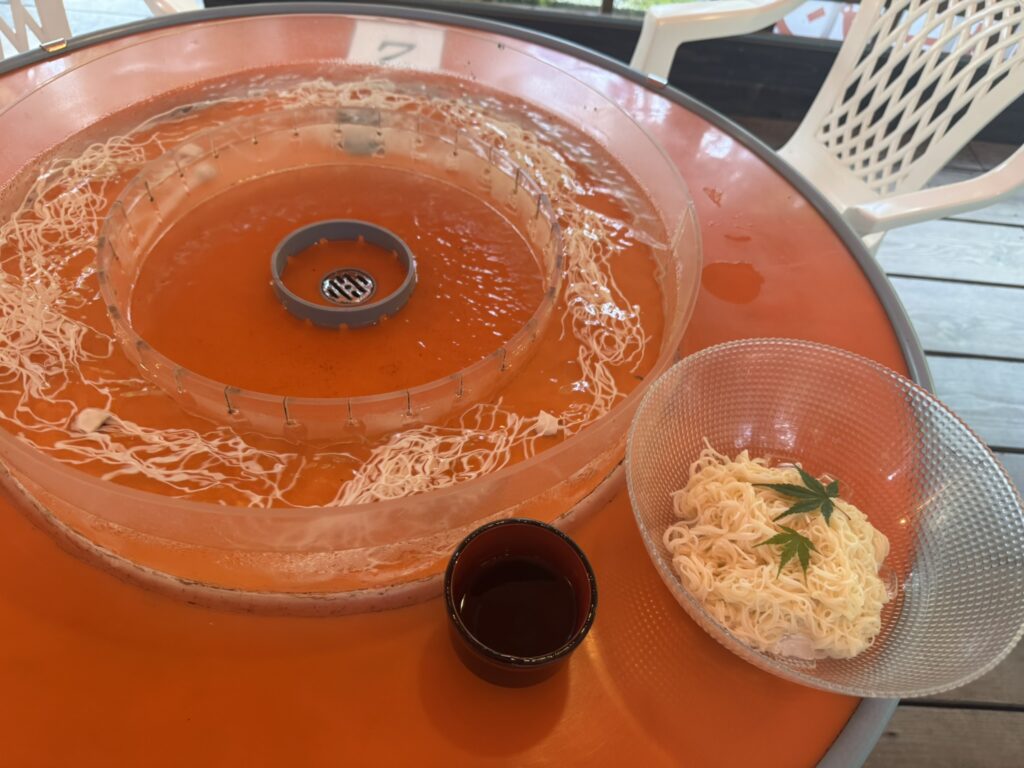 そうめん流し