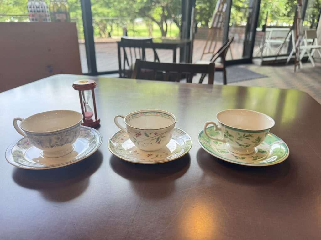 3種類のティーカップ