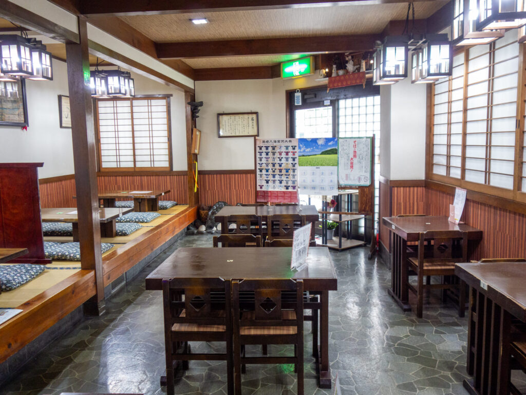 政木屋の店内