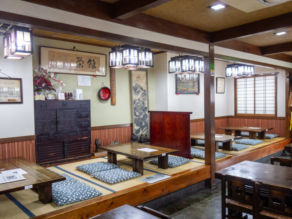 政木屋の店内