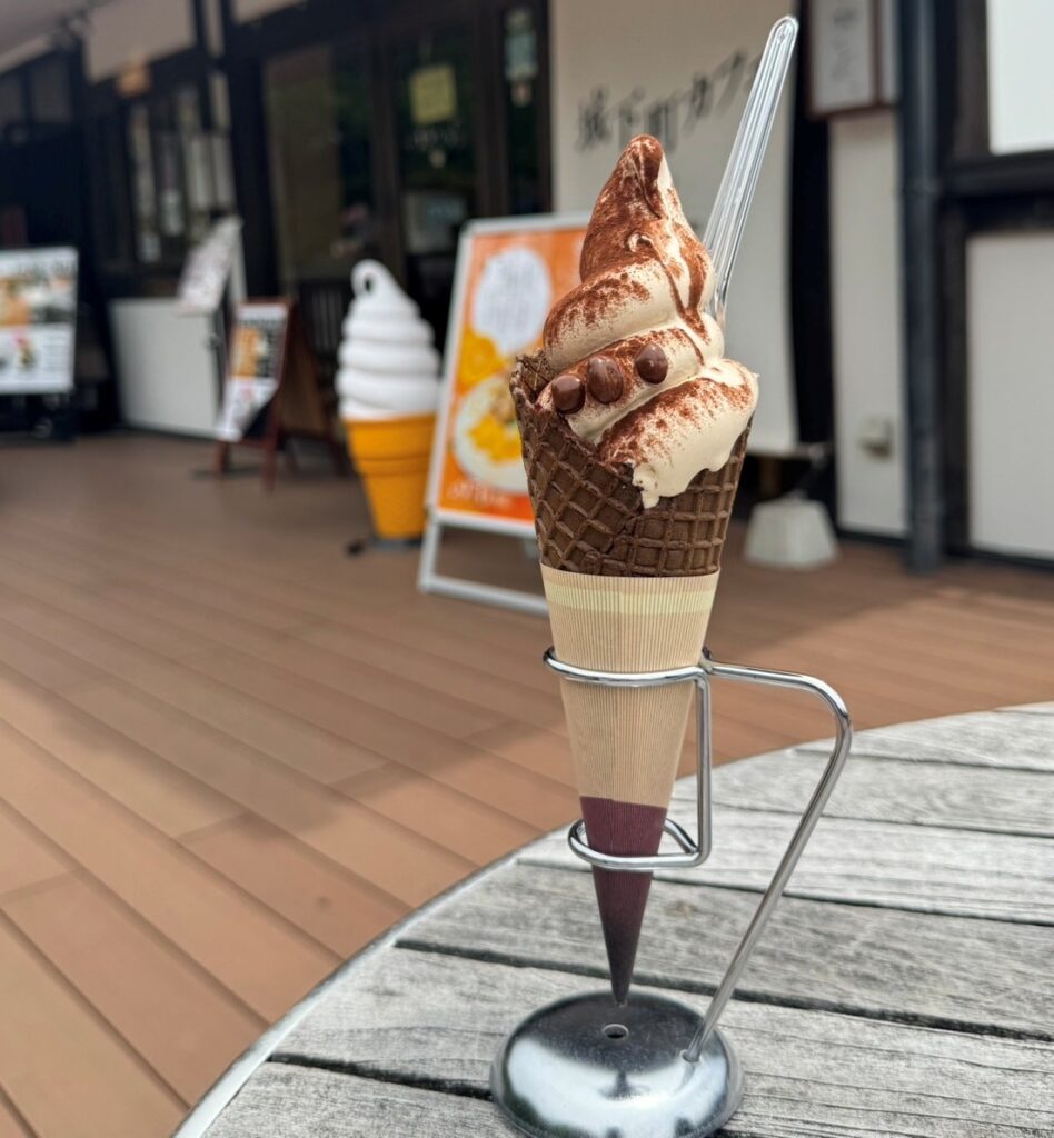 茶房「櫻ン坂」の南條のこだわり珈琲ソフト