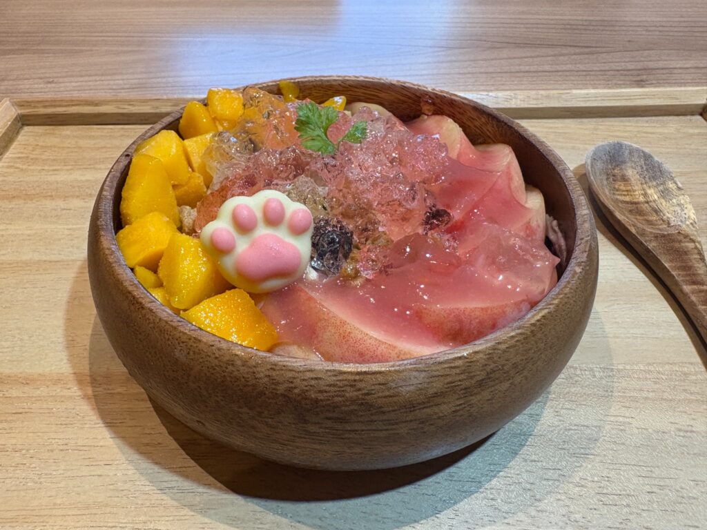 カフェコットンのアサイーボウル