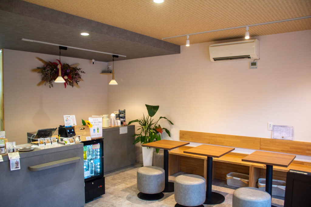 おむすび茶房 勅の店内
