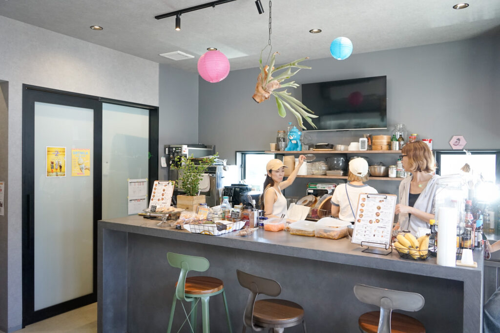 「PEEPS」の店内1