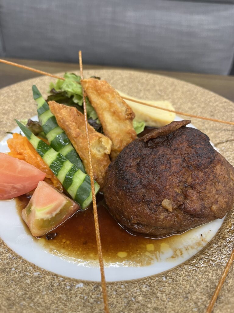 餃子の駅　ハンバーグ