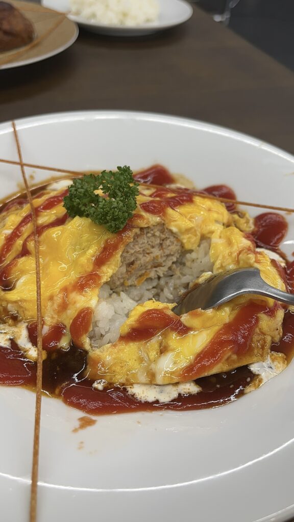 餃子の駅　オムライス