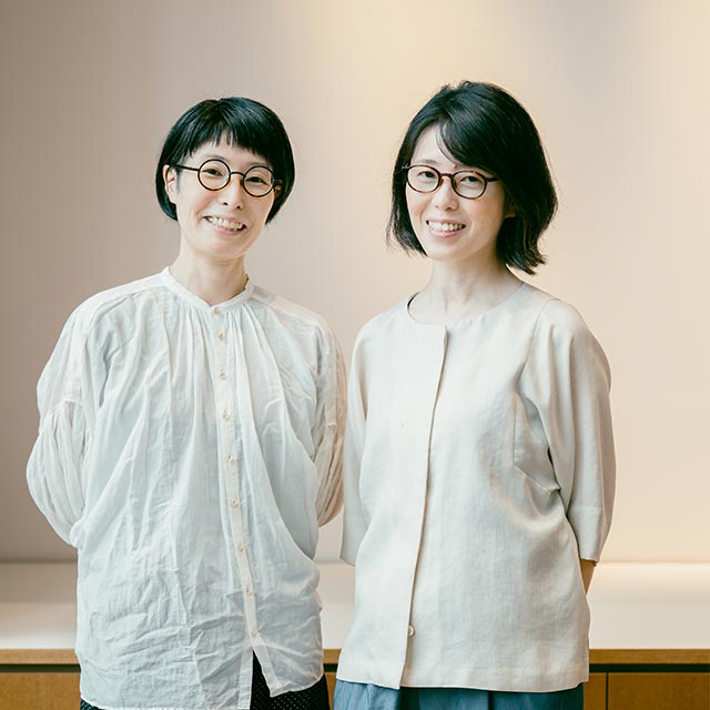 熊本市現代美術館 学芸員
里村真理さん(左)、岩﨑美千子さん
