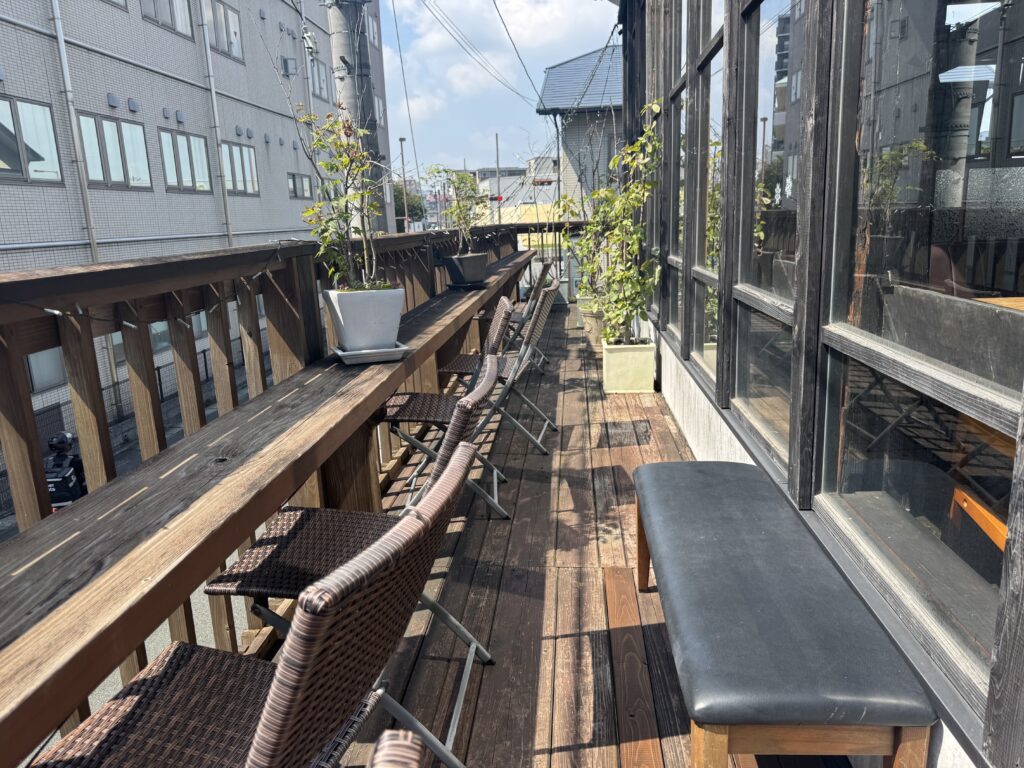れんこん食堂のテラス席