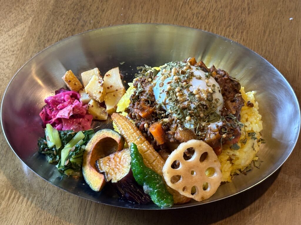 間借りカレーチッサーラの食べたメニュー