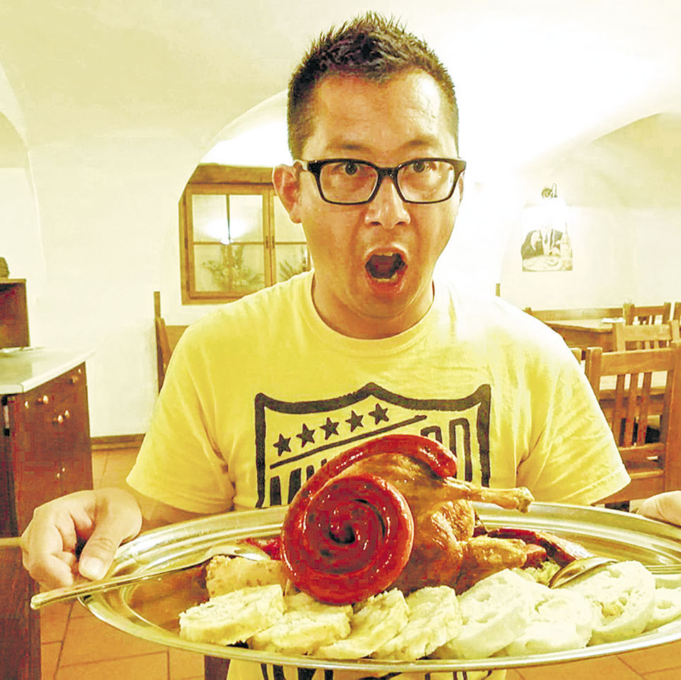 プラハのレストランで出てきた料理。ボリューミーでしたが、ペロリと完食。チェコはお肉を使った料理が多かった印象でした