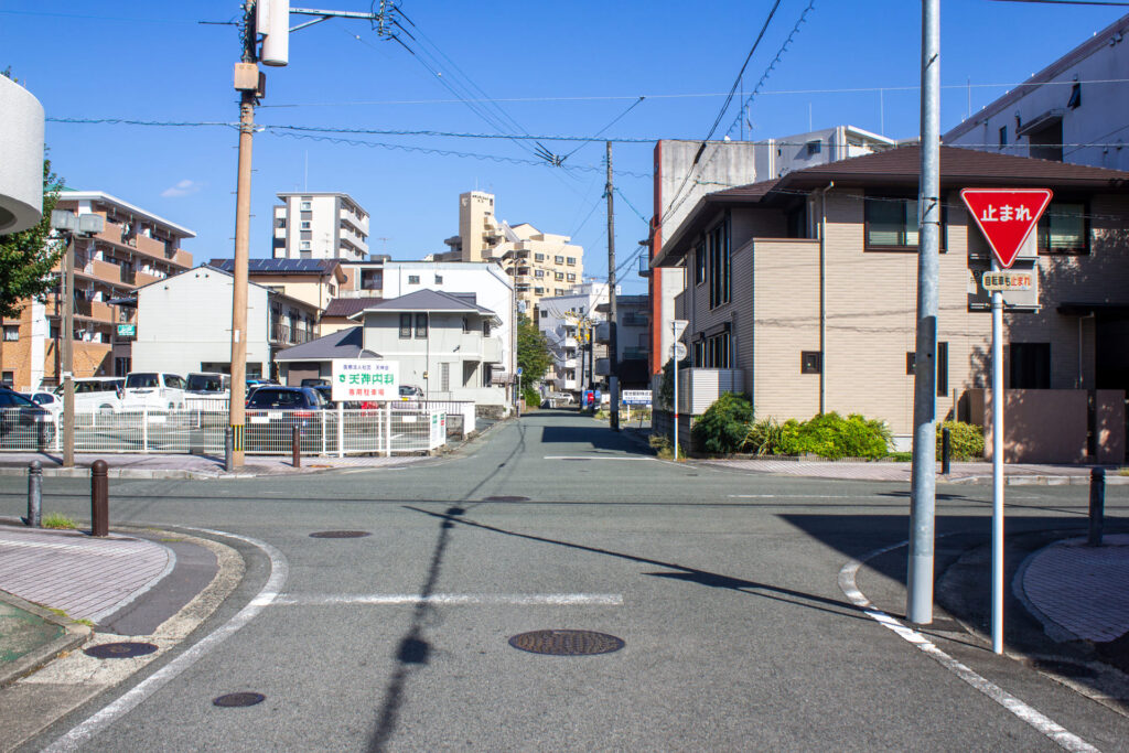 おいものおやつまでのアクセス